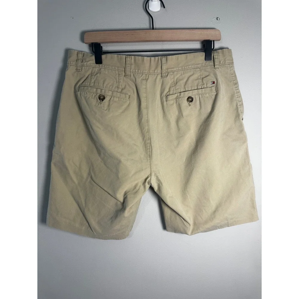 Tommy Hilfiger Mens TH Chino Custom Fit Khaki Tan Cotton Shorts 34/32